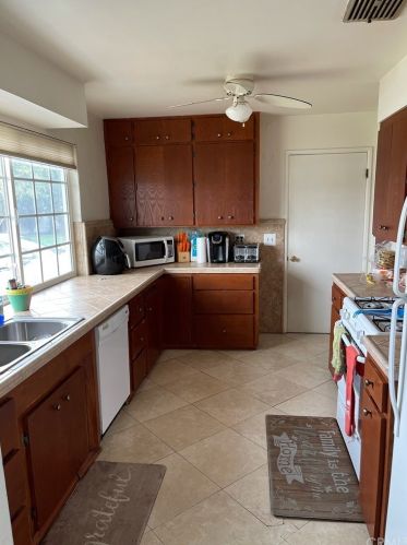 1236 Crestbrook Pl, Anaheim, CA 92805-4830