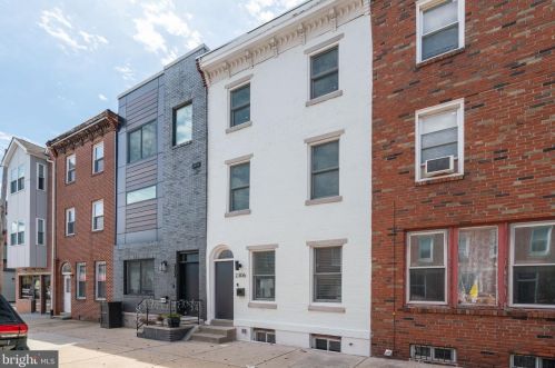 2306 Christian St, Philadelphia, PA 19146-2504