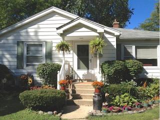 18410 Perth Ave, Homewood IL  60430-3024 exterior