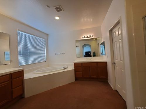 9464 Calico Trl, Riverside CA  92508-6836 exterior