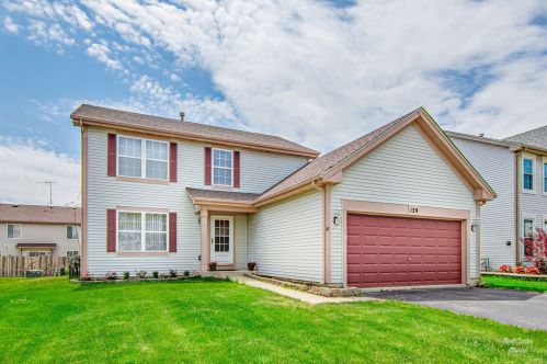 129 Linden Ave, Streamwood, IL 60107-3162