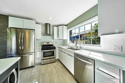 238 Nutwood St, Anaheim CA  92804-2533 exterior