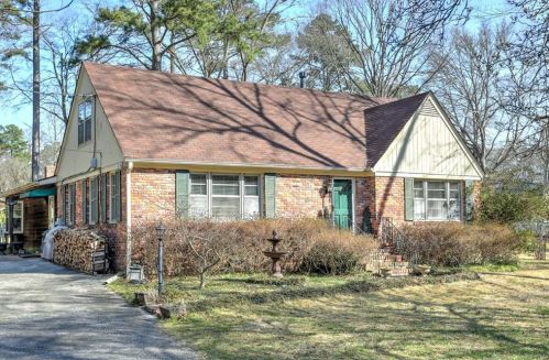 280 Brookwood Dr, Marietta, GA 30064-3146