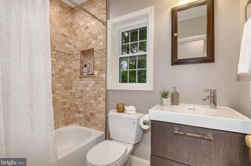 9320 Sudbury Rd, Silver Spring MD 20901-3505 exterior