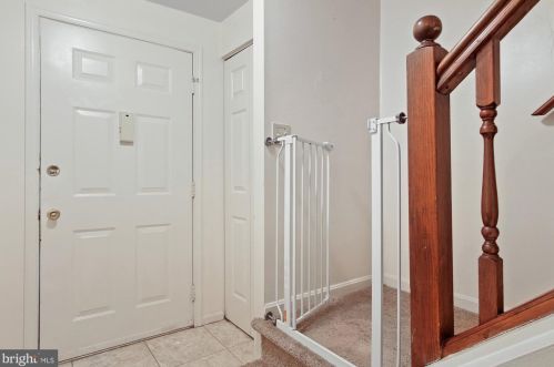 4708 Royal Ave, Harrisburg, PA 17109-3222
