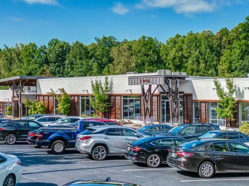 1886 Marietta Rd, Atlanta GA  30318-2764 exterior