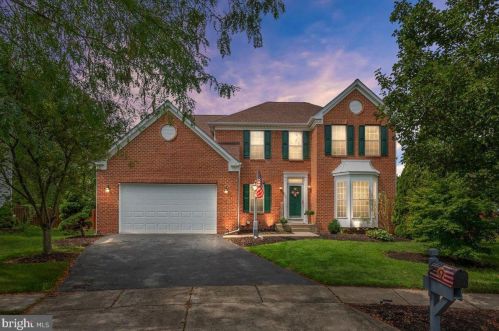 8212 Black Diamond Ct, Riviera Beach, MD 21122-3861