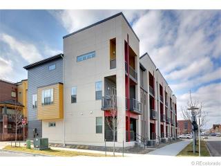 544 Upham St, Denver CO  80226 exterior