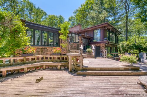 2740 Edgewood Ln, Bannockburn IL  60015-1617 exterior