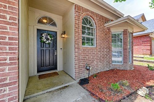 10245 Sunset View Dr, Fort Worth TX  76108-4075 exterior