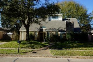 10318 Golden Sunshine Dr, Houston TX  77064-4100 exterior