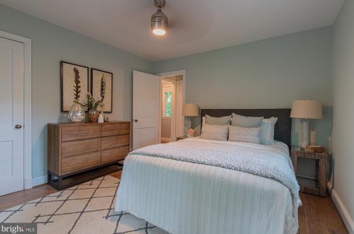 303 Melbourne Ave, Silver Spring MD 20901-2818 exterior