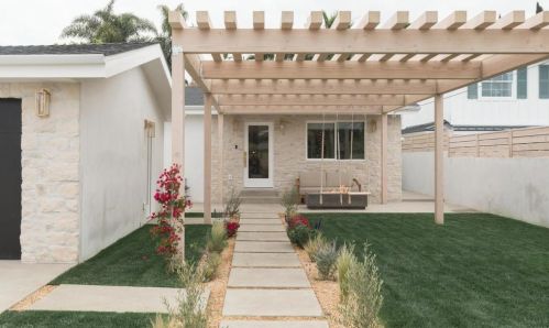 2619 Davis Ave, Carlsbad, CA 92008-1454