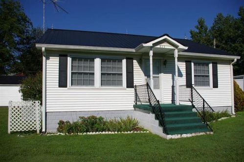 312 Westside Dr, Tullahoma, TN 37388-4219