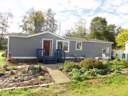 2799 Fox Rd, Ferndale, WA 98248-8784