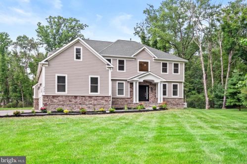 438 Snowden Ln, Princeton, NJ 08540-3658
