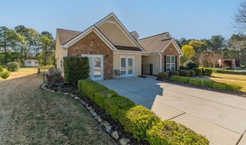 120 Ellington Dr, Jefferson, GA 30549-3168