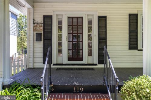 119 Westmont Ave, Tavistock, NJ 08033-2318