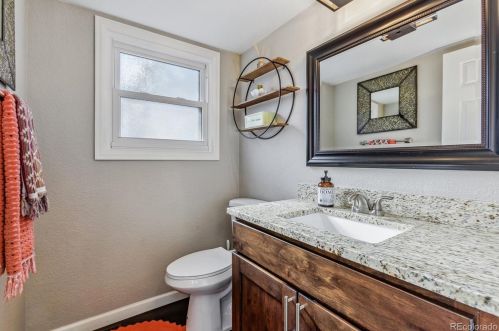 12153 Harvard Dr, Aurora CO 80014-1947 exterior