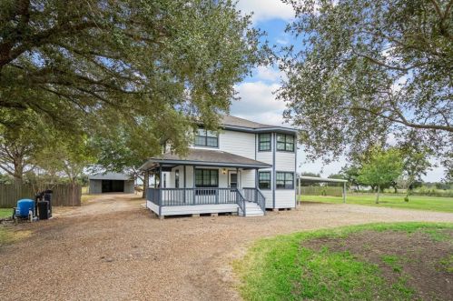 2218 Hartledge Rd, Richmond TX  77471-9056 exterior