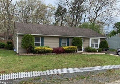 36 Clover St, Browns Mills, NJ 08015-2035
