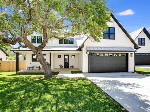 2407 Cherry Ln, Lakeside Heights, TX 78639-3838