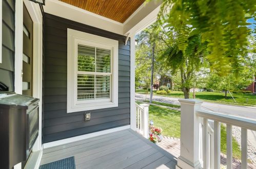 7913 Cooper Rd, Cincinnati, OH 45242-7330