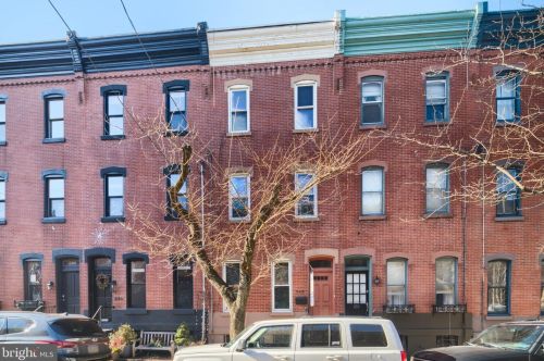 848 24th St, Philadelphia, PA 19130-1954