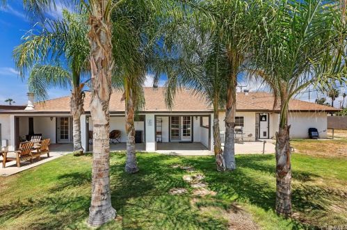 20101 Camino Del Sol, Riverside CA  92508-2423 exterior