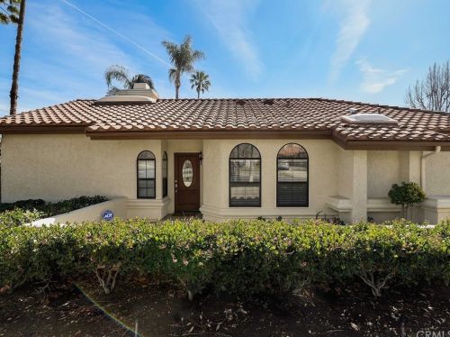 2752 Simi Hills Ln, Simi Valley, CA 93063-2489