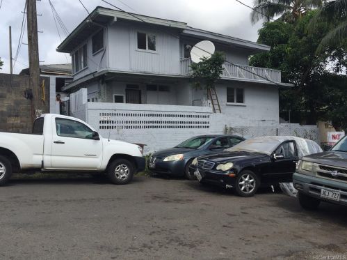 1715 Laumaile St, Honolulu HI  96819-3719 exterior