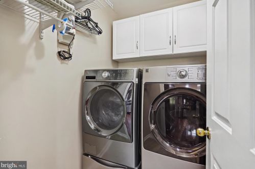 2 Sonata Ct, Silver Spring MD 20901-5064 exterior