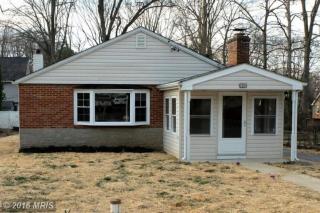 308 Cambridge Rd, Riviera Beach, MD 21122-5209