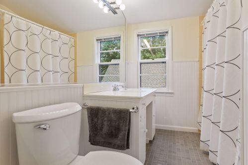 408 Minnehaha Pkwy, Minneapolis MN  55419-1355 exterior