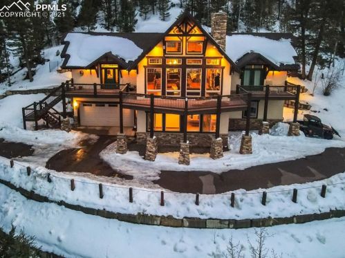 1339 Midland Ave, Woodland Park CO 80863-3118 exterior