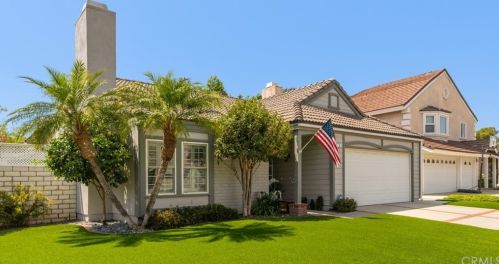 5 Fulton, Irvine CA  92620-3349 exterior