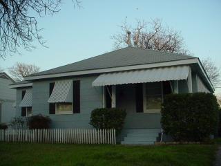 3237 Mccart Ave, Fort Worth TX  76110-3631 exterior