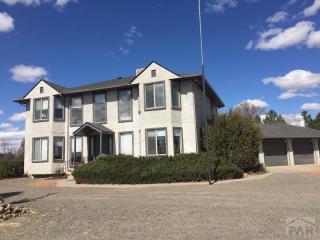 1655 28th Ln, Pueblo, CO 81006-9601