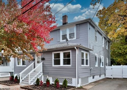 68 Rose Ter, Town Center, NJ 07052-5214
