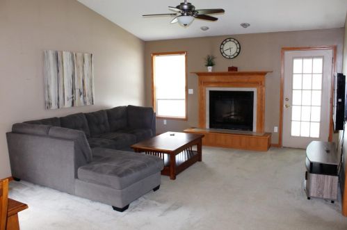 1105 Pine Creek Rd, Valpo, IN 46383-7202