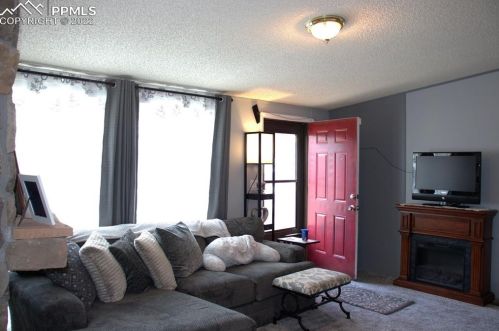 728 Graphite St, Florence, CO 81226-1308