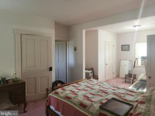 750 Summit Dr, Lancaster PA  17601-1152 exterior