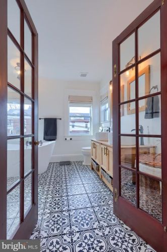 620 Pine St, Lancaster PA  17603-2824 exterior