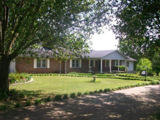 402 Windy Hill Rd, Central SC  29630-8557 exterior