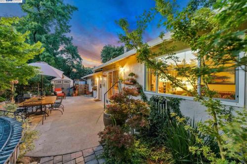 116 Hopeco Rd, Concord CA  94523-3213 exterior