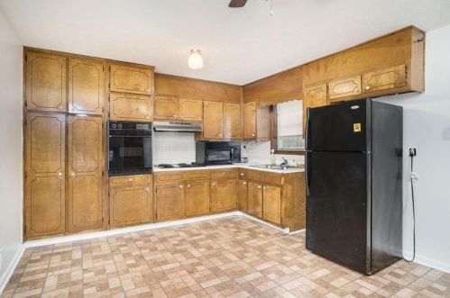 2915 Ann Marie Ln, Rex GA 30273-2339 exterior