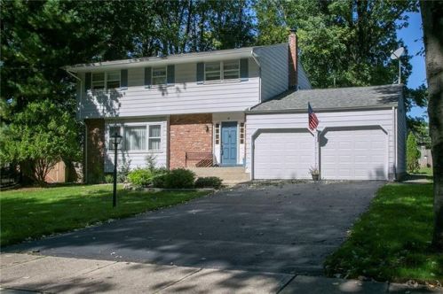 16 Dellview Dr, Edison, NJ 08820-2545