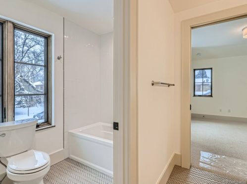 2479 Milwaukee St, Denver CO  80210-5513 exterior