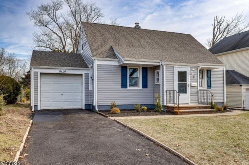5 Ramapo Rd, Cranford, NJ 07016-3417