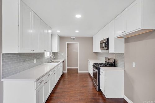 5391 Jurupa Ave, Riverside CA  92504-1276 exterior